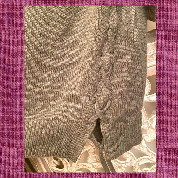 Vince. Cashmere blend sweater Sage army green size small - Picture 2 of 5